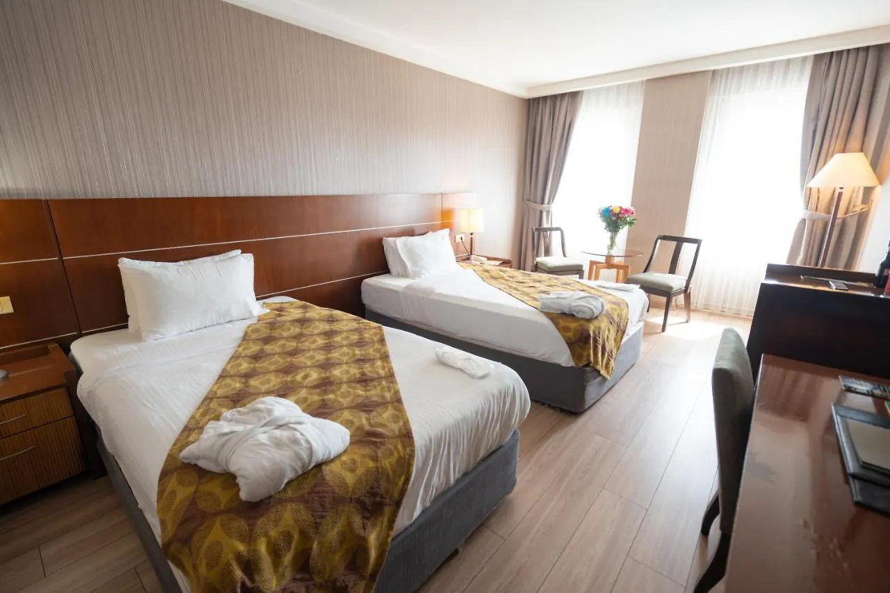 The Green Park Bostanci Istanbul 5*,  Turcia
