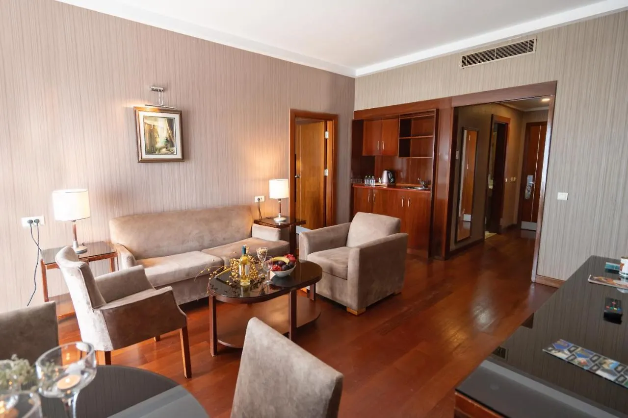 The Green Park Bostanci Istanbul 5*,